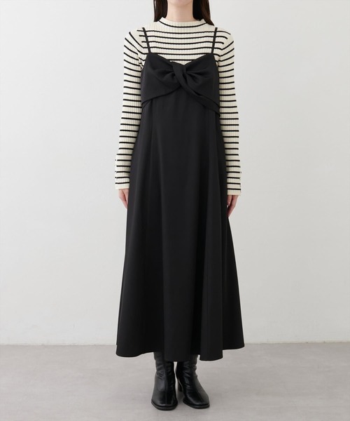 natural couture（ナチュラルクチュール）の「〈osono〉ねじりリボンキャミワンピース（ワンピース・レディース・ブラック/アイボリー/グレー・MEDIUM/LARGE）」の13枚目の写真