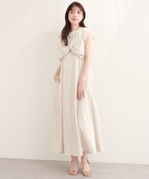 natural couture（ナチュラルクチュール）の「〈osono〉ねじりリボンキャミワンピース（ワンピース・レディース・ブラック/アイボリー/グレー・MEDIUM/LARGE）」の15枚目の写真