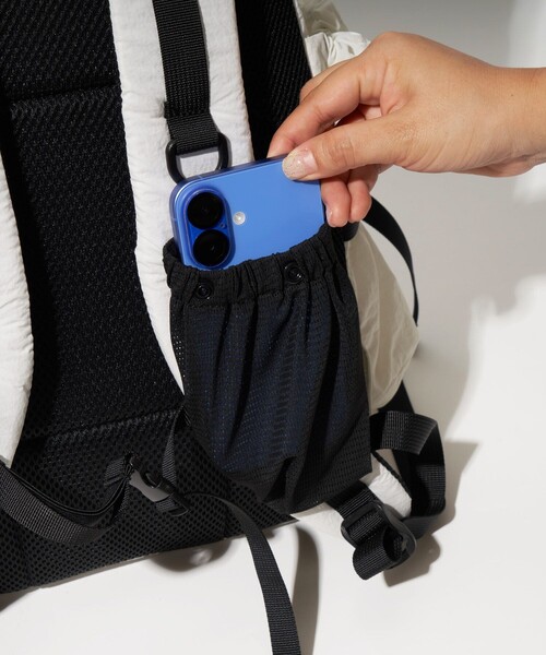 COBMASTER（コブマスター）の「Cobmaster/コブマスター COB-CSR DAISY PACK（バックパック/リュック・メンズ・ホワイト/ブラック/チャコールグレー・ONE SIZE）」の16枚目の写真