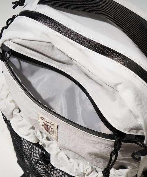 COBMASTER（コブマスター）の「Cobmaster/コブマスター COB-CSR DAISY PACK（バックパック/リュック・メンズ・ホワイト/ブラック/チャコールグレー・ONE SIZE）」の19枚目の写真