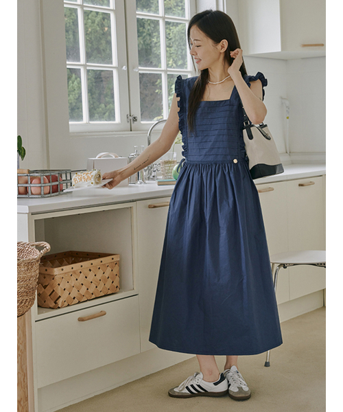 ANOETIC(アノエティック)の「ANC FRILL SLEEVELESS DRESS_NAVY(ワンピース・レディース・ネイビー・FREE)」の3枚目の写真