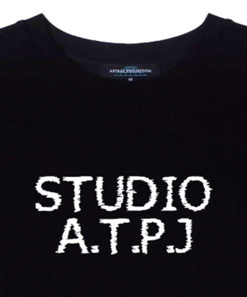 ASTRAL PROJECTION(アストラルプロジェクション)の「エイピースタジオ ビギン スーピマコットン ラウンドネック 半袖Tシャツ_ブラック(Tシャツ/カットソー・メンズ・その他・LARGE/MEDIUM/X-LARGE)」の3枚目の写真