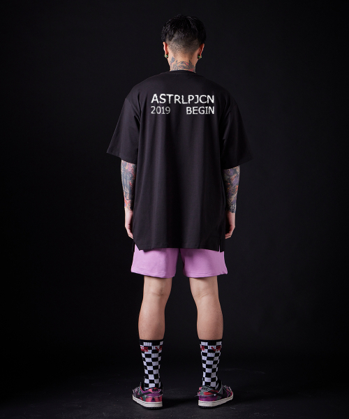 ASTRAL PROJECTION(アストラルプロジェクション)の「エイピースタジオ ビギン スーピマコットン ラウンドネック 半袖Tシャツ_ブラック(Tシャツ/カットソー・メンズ・その他・LARGE/MEDIUM/X-LARGE)」の6枚目の写真
