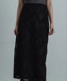 line lace straight skirt