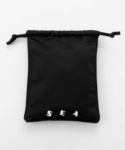 SEA(シー)の「SEAサテン巾着 S(ショルダーバッグ・レディース・ピンク/ブラック・ONE SIZE)」の11枚目の写真