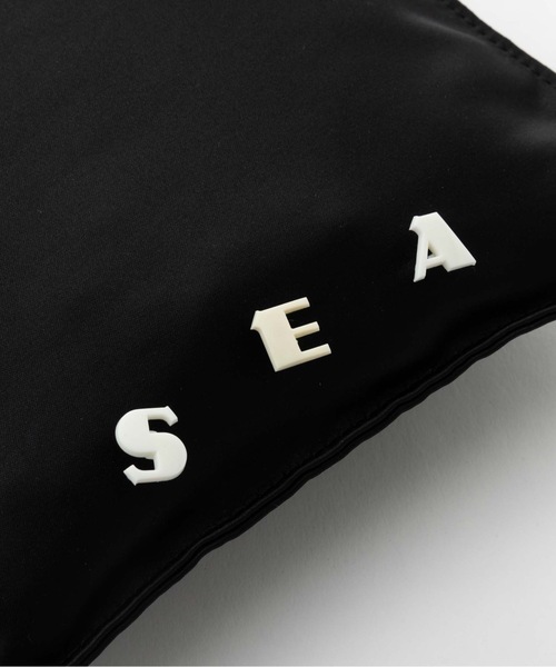 SEA(シー)の「SEAサテン巾着 S(ショルダーバッグ・レディース・ピンク/ブラック・ONE SIZE)」の13枚目の写真