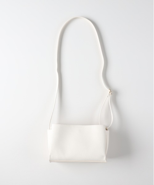 Right-on（ライトオン）の「【HONEYSUCKLE ROSE】三層ヨコ型ミニショルダー (ミニマルデザイン / レザーライク素材 / 都会的スタイル)（ショルダーバッグ・レディース・ブラック/シルバー/オフホワイト/ライトグレー・ONE SIZE）」の11枚目の写真