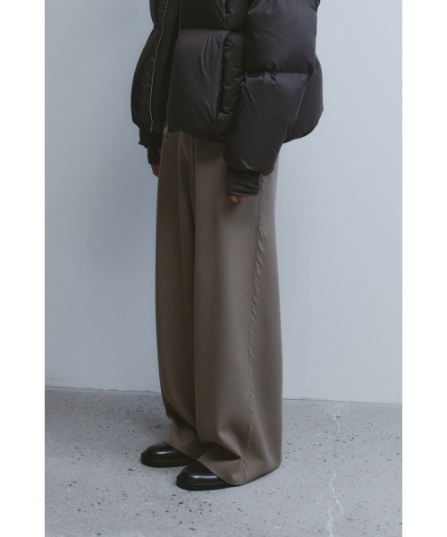 YOUTH(ユース)の「Triple Stitch Wide Trousers - Beige Herringborn(スラックス・レディース・その他・SMALL/MEDIUM/LARGE)」の5枚目の写真