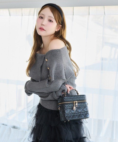 one after another NICE CLAUP(ワンアフターアナザーナイスクラップ)の「オフショルニット(ニット/セーター・レディース・アイボリー/サックスブルー/チャコールグレー/ピンク/イエロー・FREE)」の3枚目の写真