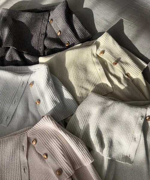 one after another NICE CLAUP(ワンアフターアナザーナイスクラップ)の「オフショルニット(ニット/セーター・レディース・アイボリー/サックスブルー/チャコールグレー/ピンク/イエロー・FREE)」の8枚目の写真