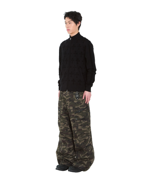 AAKAM(アーカム)の「Knee Pin-Tuck Camo Zippered Cargo Pants (Khaki)(その他パンツ・レディース・その他・1/2)」の8枚目の写真