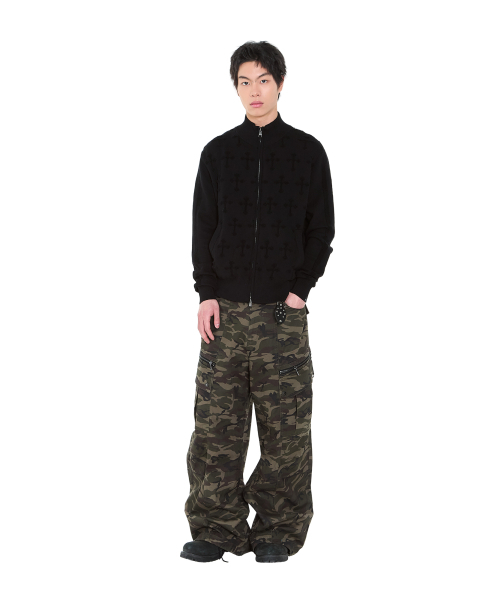 AAKAM(アーカム)の「Knee Pin-Tuck Camo Zippered Cargo Pants (Khaki)(その他パンツ・レディース・その他・1/2)」の11枚目の写真