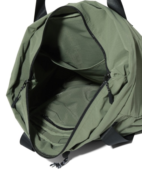 SILAS（サイラス）の「2WAY TOTE（トートバッグ・メンズ・ブラック/オリーブ・ONE SIZE）」の8枚目の写真