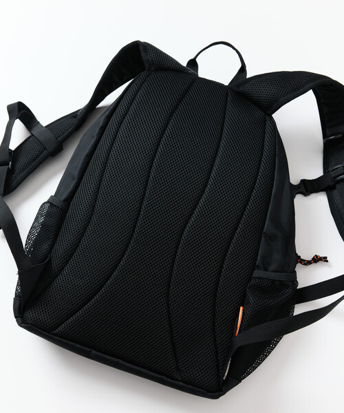 COLEMAN(コールマン)の「Coleman/コールマン 別注 WALKER 15 /ウォーカー 15(バックパック/リュック・メンズ・ブラック・ONE SIZE)」の14枚目の写真