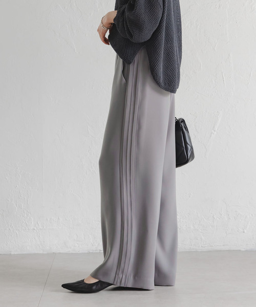 Noble（ノーブル）の「サイドラインピンタックパンツ（スラックス・レディース・ホワイト系その他/ブルー系その他/グレー・36/38/40）」の10枚目の写真