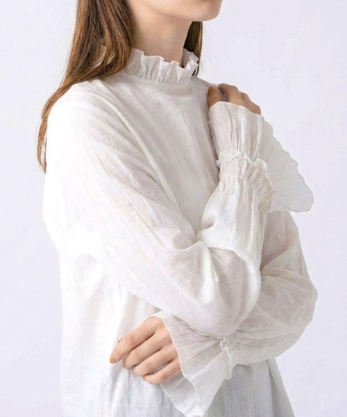 aquagarage(アクアガレージ)の「クリンクルフリルブラウス(シャツ/ブラウス・レディース・ホワイト/グレー系その他/ブラック・L/M)」の12枚目の写真