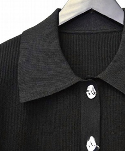 STYLEBLOCK（スタイルブロック）の「ポリウーリーメタルボタン襟付きニットカーディガン（カーディガン/ボレロ・レディース・アイボリー/ブラック/チャコールグレー/レッド・M）」の8枚目の写真