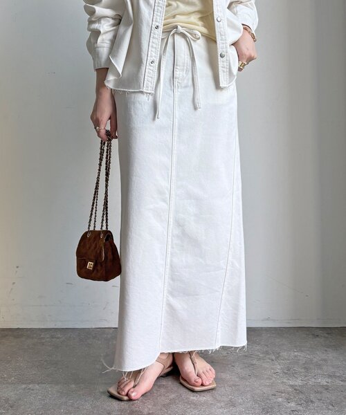 DouDou（ドゥドゥ）の「【セットアップ可能】ベルト付デニムタイトスカート（スカート・レディース・ブルー/オフホワイト・36/38）」の13枚目の写真