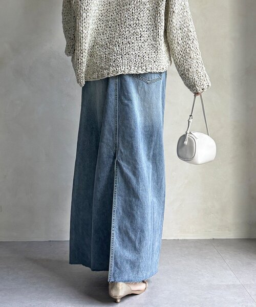 DouDou（ドゥドゥ）の「【セットアップ可能】ベルト付デニムタイトスカート（スカート・レディース・ブルー/オフホワイト・36/38）」の3枚目の写真