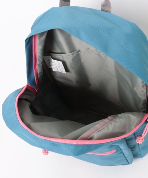 KELTY(ケルティ)の「A4サイズ収納可能【KELTY】ES BIG CHILD DAYPACK キッズ リュック 小学低学年生サイズ(バックパック/リュック・キッズ・スカイブルー/ピンク/パープル/マスタード/ブラック/ブルー・ONE SIZE)」の7枚目の写真