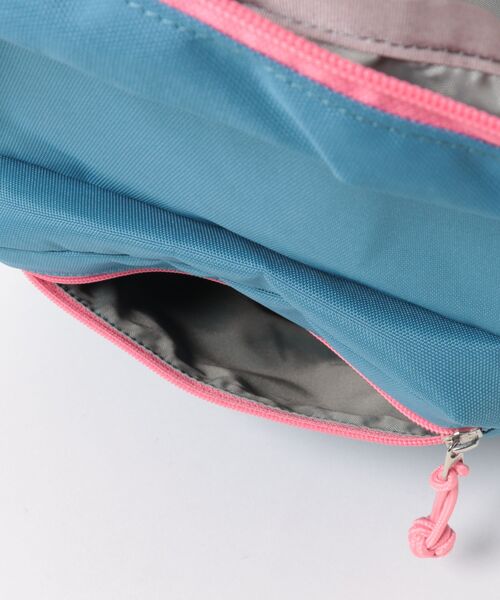 KELTY(ケルティ)の「A4サイズ収納可能【KELTY】ES BIG CHILD DAYPACK キッズ リュック 小学低学年生サイズ(バックパック/リュック・キッズ・スカイブルー/ピンク/パープル/マスタード/ブラック/ブルー・ONE SIZE)」の8枚目の写真