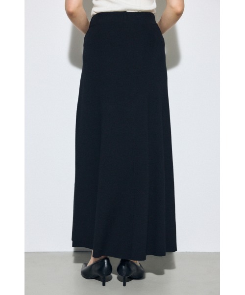 AZUL by moussy(アズールバイマウジー)の「【セットアップ対応】フレアニットロングスカート 春服 冬服 秋服 ニットスカート フレアスカート【身長/骨格別着用画像あり】(スカート・レディース・ブラック/ライトブルー/ブラウン・FREE)」の4枚目の写真