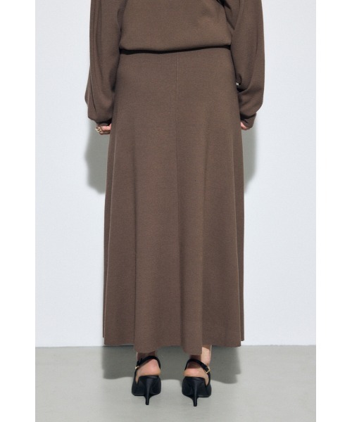 AZUL by moussy(アズールバイマウジー)の「【セットアップ対応】フレアニットロングスカート 春服 冬服 秋服 ニットスカート フレアスカート【身長/骨格別着用画像あり】(スカート・レディース・ブラック/ライトブルー/ブラウン・FREE)」の8枚目の写真