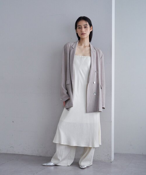 SHENERY（シーナリー）の「シアーウォッシャブルジャケット（テーラードジャケット・レディース・オフホワイト/ブラック/ベージュ・38/36）」の10枚目の写真