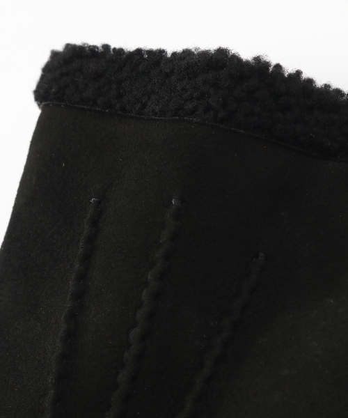 EDIFICE（エディフィス）の「MARIO PORTLANO(マリオポートラーノ）別注 Shearling Fingerless Glove（手袋・メンズ・ブラック/レッド/グリーン/ベージュ・23）」の8枚目の写真