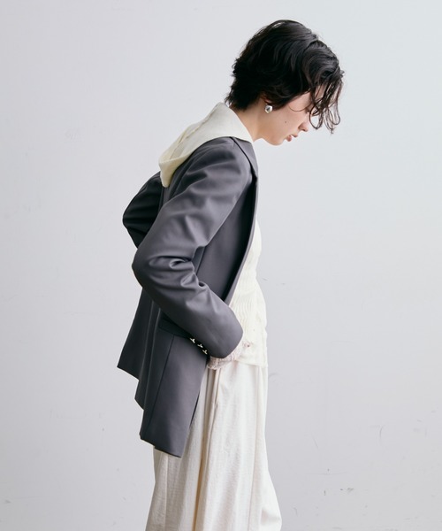 Trish（トリッシュ）の「金ボタンダブルテーラーJK（テーラードジャケット・レディース・グレー・MEDIUM）」の7枚目の写真