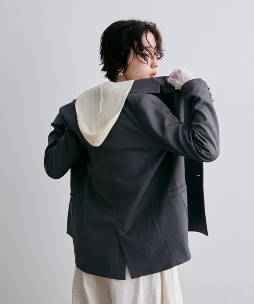 Trish（トリッシュ）の「金ボタンダブルテーラーJK（テーラードジャケット・レディース・グレー・MEDIUM）」の11枚目の写真