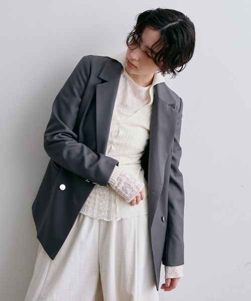 Trish（トリッシュ）の「金ボタンダブルテーラーJK（テーラードジャケット・レディース・グレー・MEDIUM）」の3枚目の写真