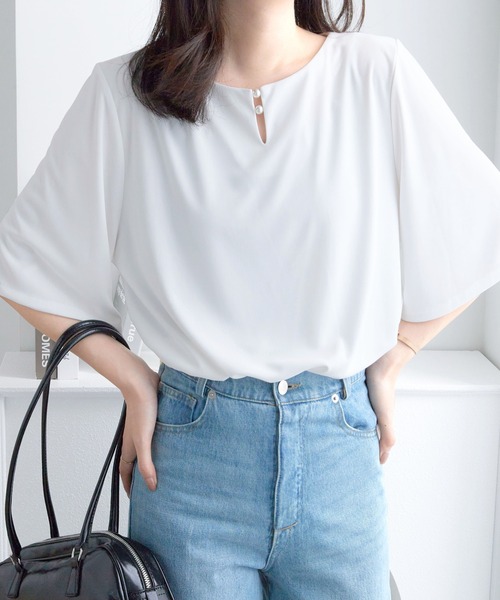 alotta(アロッタ)の「パールデザイン5分袖Tシャツブラウス(シャツ/ブラウス・レディース・グレー/ブラック/ライトブルー/ダークネイビー/ホワイト・M/L/LL)」の22枚目の写真