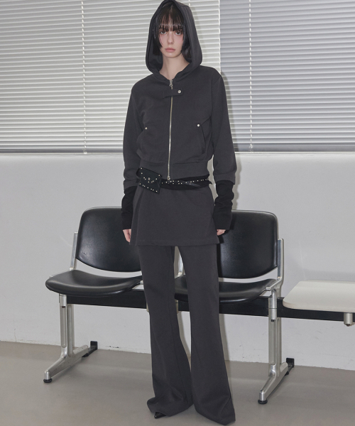 RENSE（レンセ）の「Pintuck Skirt Pants Charcoal（スウェットパンツ・レディース・その他・OS）」の2枚目の写真