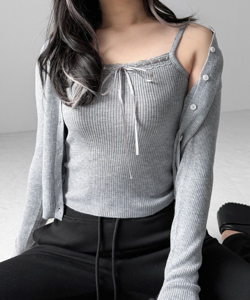 me+em select(ミームセレクト)の「【 2点セット 】リボンリブニットキャミソール + カーディガンセット / ribbon rib knit camisole + cardigan set(アンサンブル・レディース・ブラック/アイボリー/グレー・FREE)」の5枚目の写真