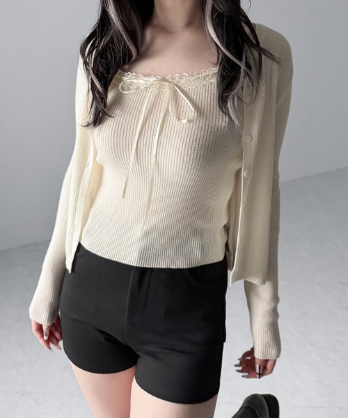 me+em select(ミームセレクト)の「【 2点セット 】リボンリブニットキャミソール + カーディガンセット / ribbon rib knit camisole + cardigan set(アンサンブル・レディース・ブラック/アイボリー/グレー・FREE)」の15枚目の写真