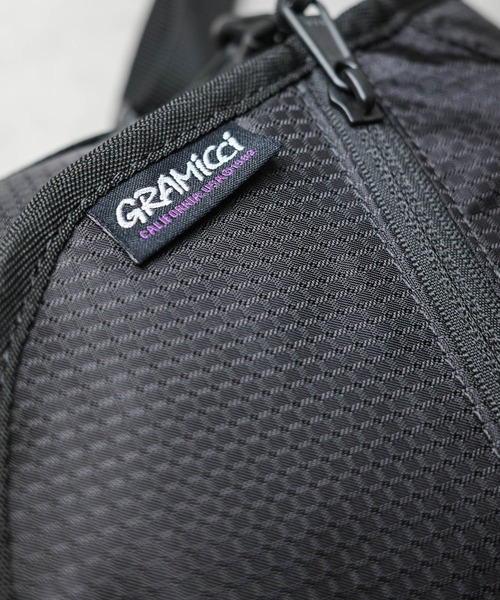 Gramicci(グラミチ)の「●GRAMICCI●MULTI SIDE BAG(ショルダーバッグ・メンズ・ブラック/オリーブ・FREE)」の5枚目の写真