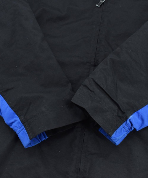LABORATORY R(ラボラトリーアール)の「【USED】Y2K NIKE 中綿入り ナイロンジャケット(ナイロンジャケット・メンズ・ブラック・X-LARGE)」の3枚目の写真