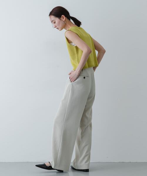 SENSE OF PLACE by URBAN RESEARCH（センスオブプレイスバイアーバンリサーチ）の「『洗濯可』リネンタッチクロップドセーター（ニット/セーター・レディース・イエロー/アイボリー/ネイビー/ブラック・ONE）」の17枚目の写真