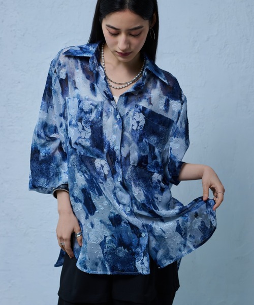Ellno de Mavie(エルノデメヴィ)の「オパールシアールーズシャツ(シャツ/ブラウス・レディース・ブルー/ブラック/オフホワイト・FREE)」の3枚目の写真