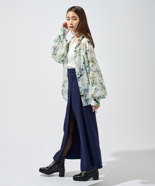 Ellno de Mavie(エルノデメヴィ)の「オパールシアールーズシャツ(シャツ/ブラウス・レディース・ブルー/ブラック/オフホワイト・FREE)」の16枚目の写真