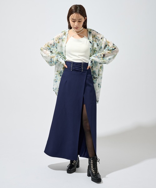 Ellno de Mavie(エルノデメヴィ)の「オパールシアールーズシャツ(シャツ/ブラウス・レディース・ブルー/ブラック/オフホワイト・FREE)」の13枚目の写真