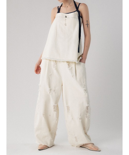 ELCHELE(エルチェレ)の「TWILL WIDE PANTS(デニムパンツ・レディース・ブラック/オフホワイト・38/36)」の6枚目の写真
