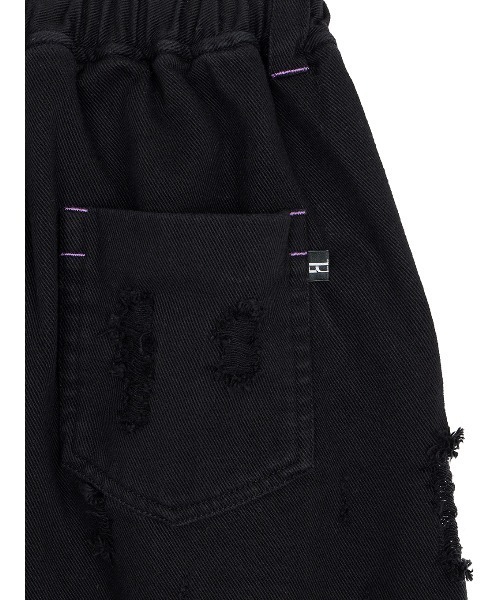 ELCHELE(エルチェレ)の「TWILL WIDE PANTS(デニムパンツ・レディース・ブラック/オフホワイト・38/36)」の15枚目の写真