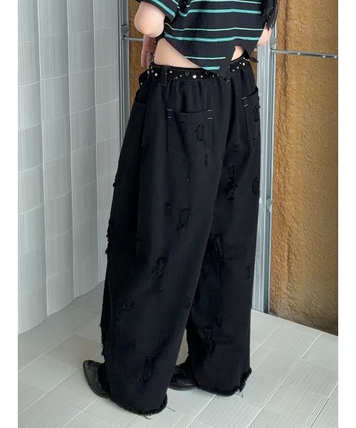 ELCHELE(エルチェレ)の「TWILL WIDE PANTS(デニムパンツ・レディース・ブラック/オフホワイト・38/36)」の19枚目の写真