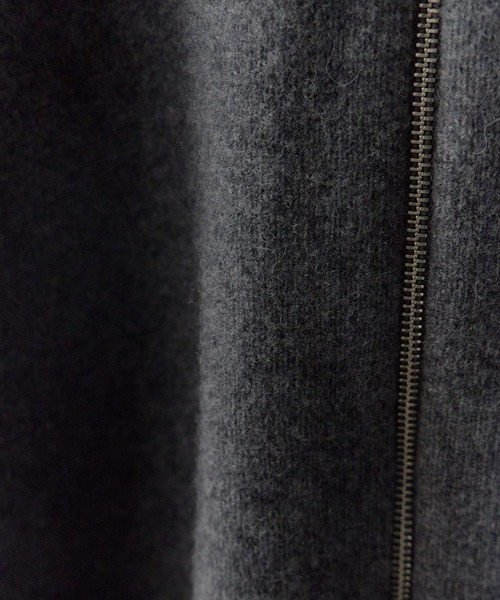 Calvin Klein(カルバン・クライン)の「Calvin Klein/カルバンクライン LS BOILED 100% MERINO CONTRAST COLLAR FZ 襟付きカーディガン ジップアップ 2026年春夏(カーディガン/ボレロ・メンズ・グレー・M/L)」の4枚目の写真