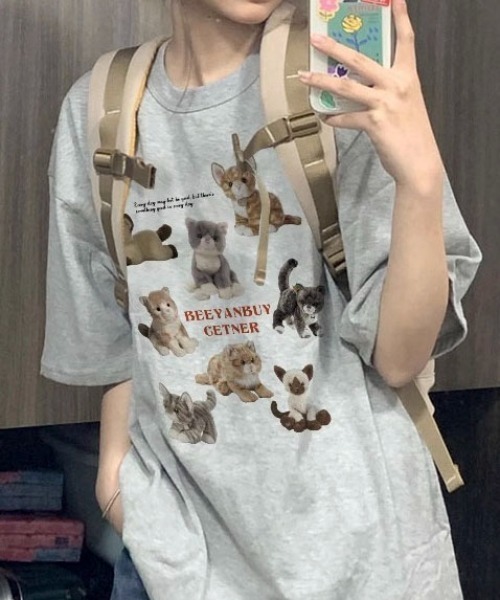 pyornim(ピョルニム)の「ねこぬいぐるみ プリント 半袖 BIGTシャツ(Tシャツ/カットソー・レディース・ホワイト/アイボリー/ブラック/グレー・M)」の4枚目の写真