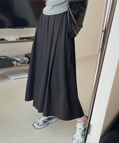 SallyLunn(サリーラン)の「エアリーフレアロングスカート(スカート・レディース・ブラック・FREE)」の1枚目の写真