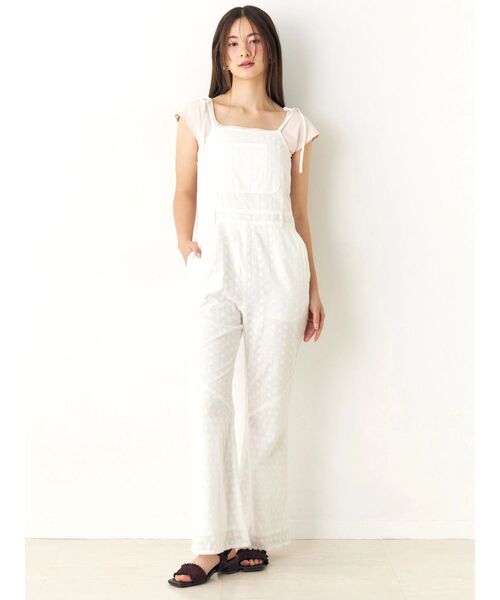 CALNAMUR（カルナムール）の「コットン刺繍サロペット（つなぎ/オールインワン・レディース・オフホワイト/ピンク・SMALL/MEDIUM）」の3枚目の写真