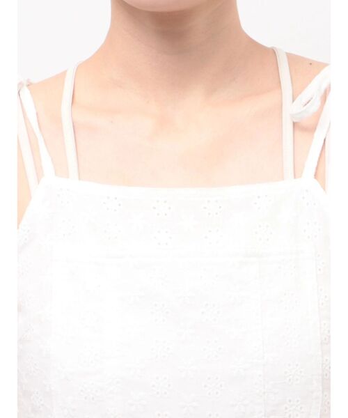 CALNAMUR（カルナムール）の「コットン刺繍サロペット（つなぎ/オールインワン・レディース・オフホワイト/ピンク・SMALL/MEDIUM）」の16枚目の写真